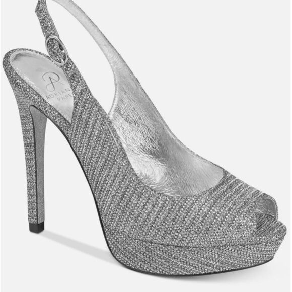 Adrianna Papell "Rita" Peep Toe Sling
Backs size 8 - Picture 5 of 5
